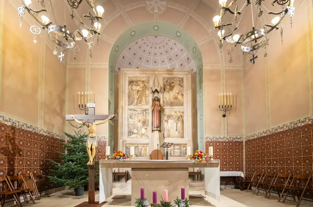 Interior de l’església de Sant Esteve