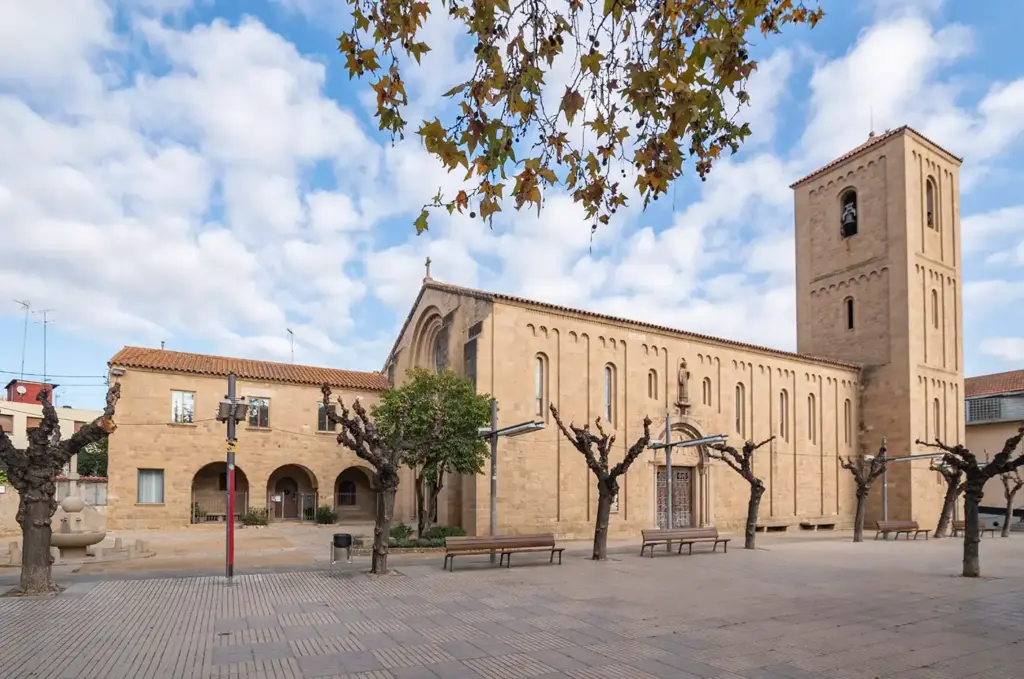 Exterior de l’església de Sant Esteve