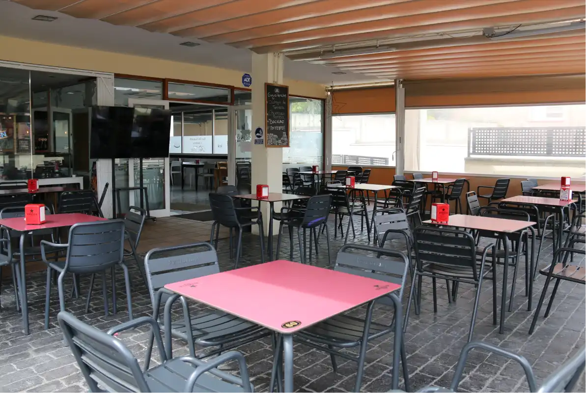 Bar Restaurant Tres Roses